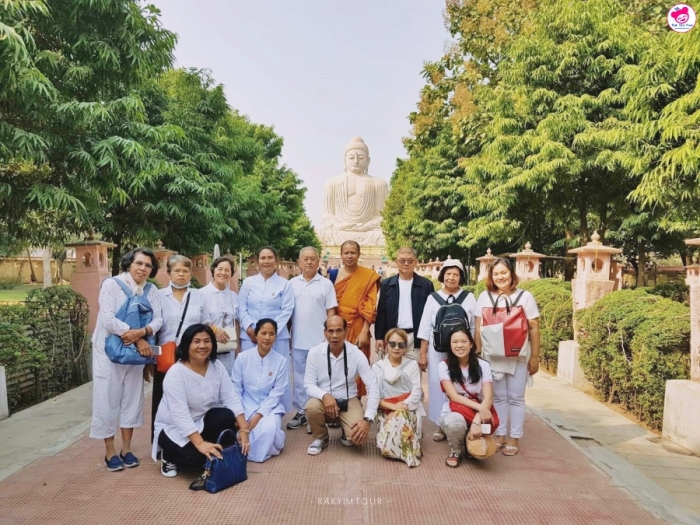 18-25 พ.ย. 60 อินเดีย เนปาล แสวงบุญ 2 ประเทศ 4 สังเวชนียสถาน | คุณเยาวลักษณ์ 18-25 พ.ย. 60 อินเดีย เนปาล แสวงบุญ 2 ประเทศ 4 สังเวชนียสถาน | คุณเยาวลักษณ์